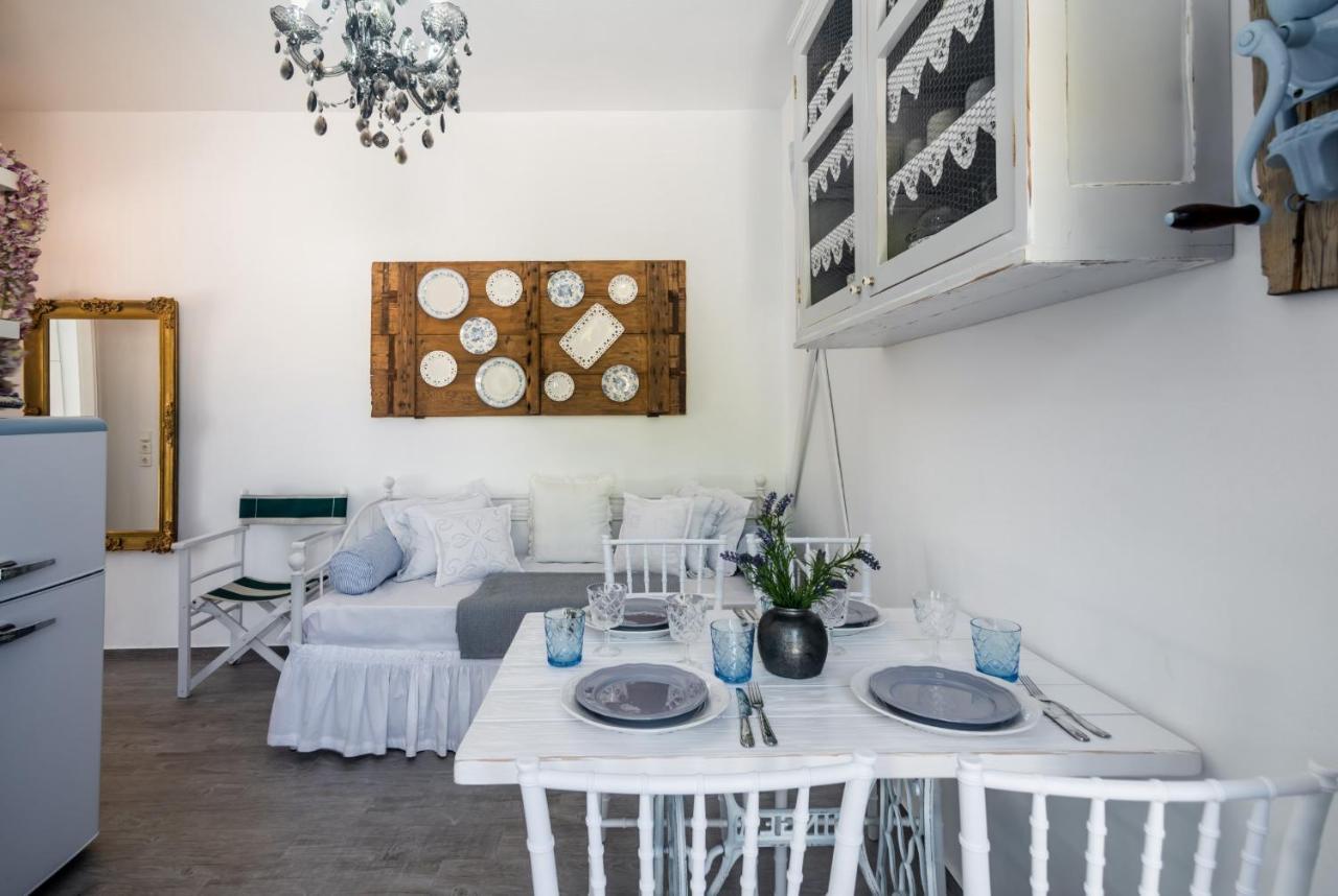 Maison Triantatria Plaka  المظهر الخارجي الصورة