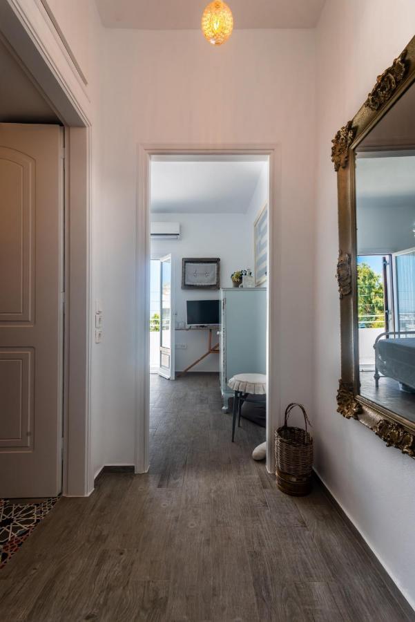 Maison Triantatria Plaka  المظهر الخارجي الصورة